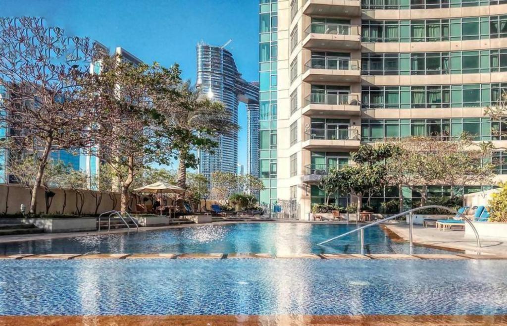 Dream - 2br In Lofts West Towers