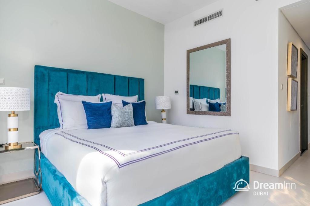 Dream - 2br In Lofts West Towers Apartment *