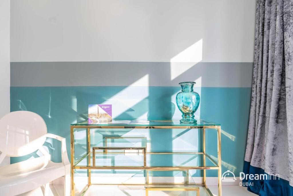Dream - 2br In Lofts West Towers Apartment